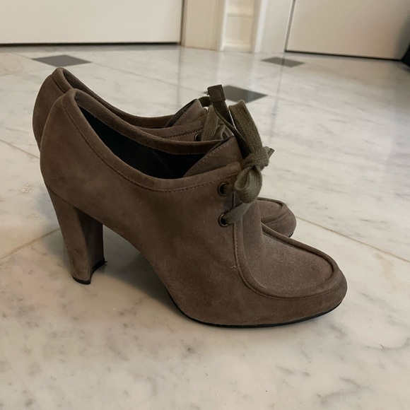 Stuart Weitzman Women's Suede Lace Up Loafer High Heels 3.75" Taupe Size 6.5M - Picture 2 of 5